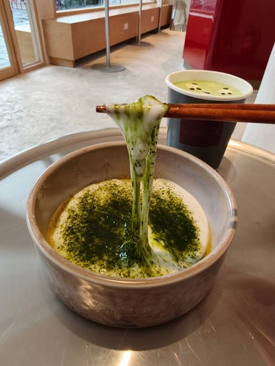 Coconut Milk Mochi (Matcha)
