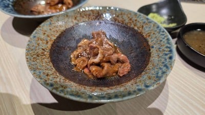เนื้อย่างสุกี้คลุกไข่