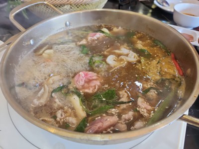 อาหาร หรือ เครื่องดื่ม