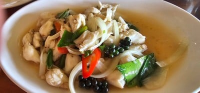กรรเชียงปูผัดพริกสด
