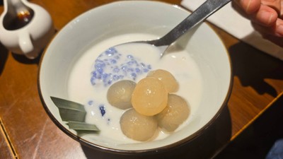 สาคูลำไยกะทิสด