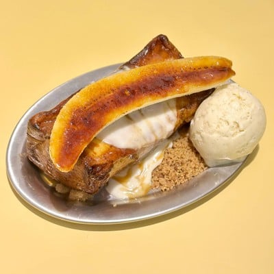 Banana brulee toast