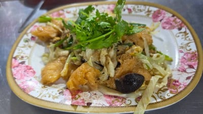 กระเพาะปลาผัดแห้ง