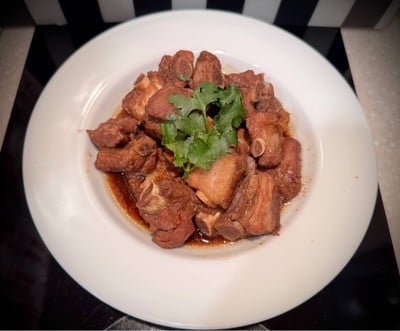 ซี่โครงหมูซอสแม็กกี้