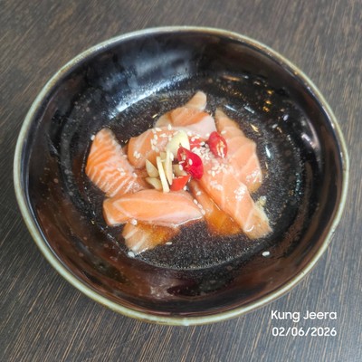 แซลมอนดอง