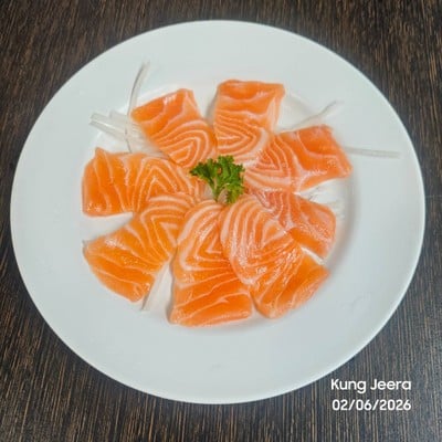 Salmon Sashimi