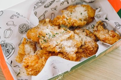 Pizzamaru พิซซ่าสัญชาติเกาหลี สาขาใหม่ย่านอารีย์
