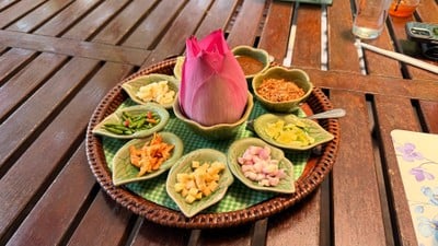 เมี่ยงคำกลีบดอกบัว