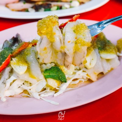 ส้มตำเจ๊แอนทองหล่อ อร่อยสุดคุ้ม 10 เมนู แค่แบงค์พันใบเดียววว