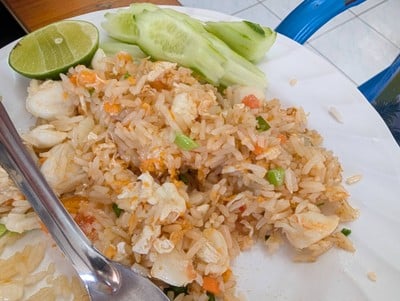 ข้าวผัดปู