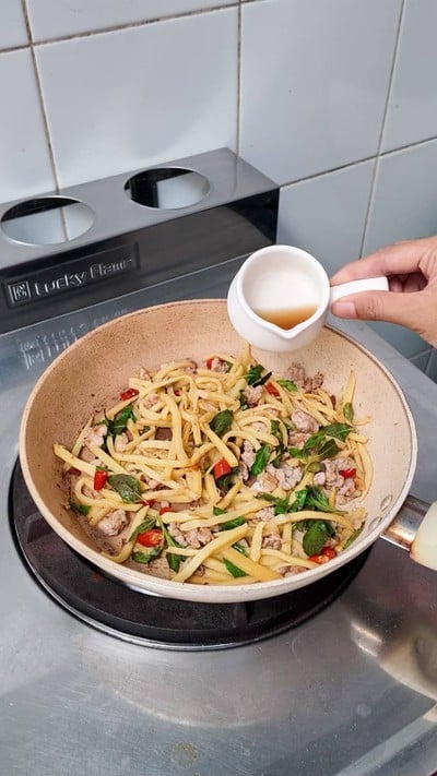 วิธีทำ วิธีการทำ “หน่อไม้ผัดกะเพรา” อร่อย และแสนง่าย วิธีทำ วิธีการทำ “หน่อไม้ผัดกะเพรา” อร่อย และแสนง่าย