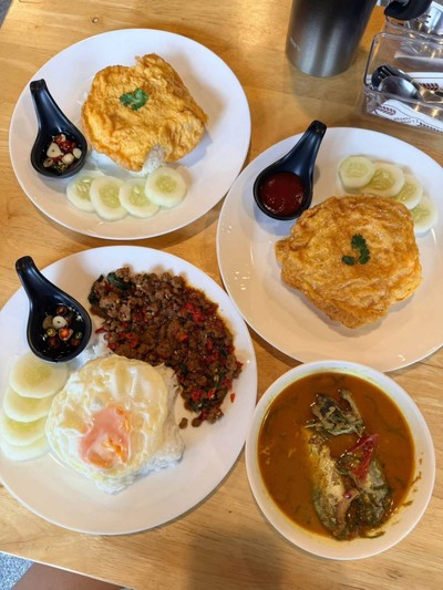 ข้าวไข่เจียว