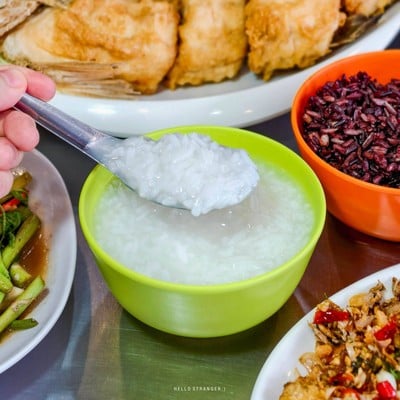 “ครัวเฮียบิ๊ก” ร้านข้าวต้มกุ๊ยเจ้าดังย่านศรีนครินทร์