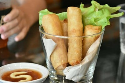 SALOON COFFEE AND BAR อุบลราชธานี