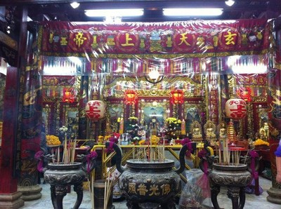 บรรยากาศ ศาลเจ้าพ่อเสือ