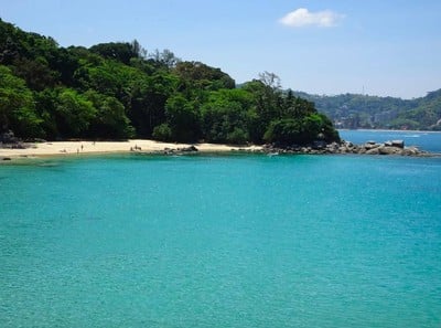 บรรยากาศ หาดแหลมสิงห์ ภูเก็ต