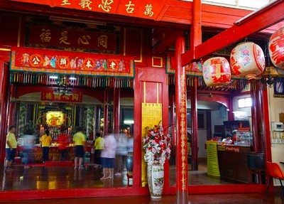 บรรยากาศ ศาลเจ้าพ่อเทพารักษ์-เจ้าแม่ทับทิม