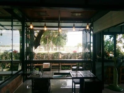 Sun Smile Cafe & Homestay