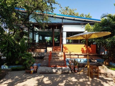 Sun Smile Cafe & Homestay