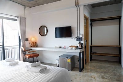 LUCK ESAN LOFT
