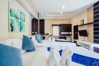 Excella Hotel