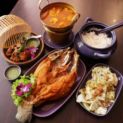 เมนูของร้าน NARA Thai Cuisine คิงพาวเวอร์ รางน้ำ