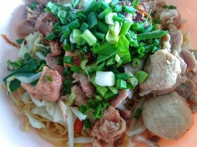 ก๋วยเตี๋ยวแห้งหมู