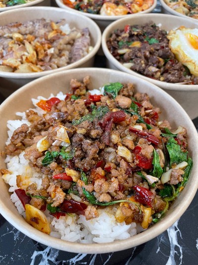 อาหาร หรือ เครื่องดื่ม