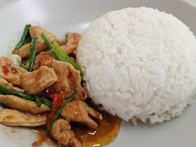 อาหาร หรือ เครื่องดื่ม