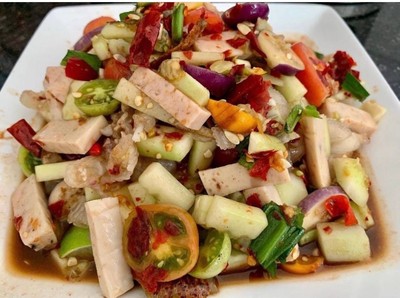 อาหาร หรือ เครื่องดื่ม