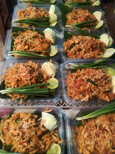 อาหาร หรือ เครื่องดื่ม