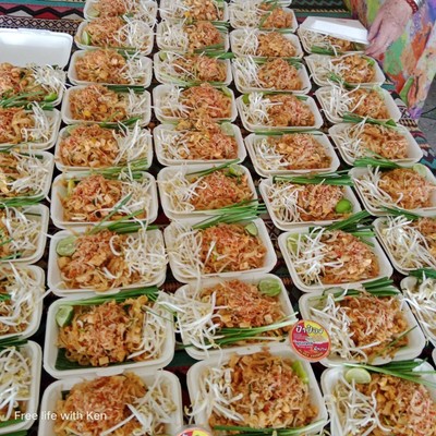 อาหาร หรือ เครื่องดื่ม