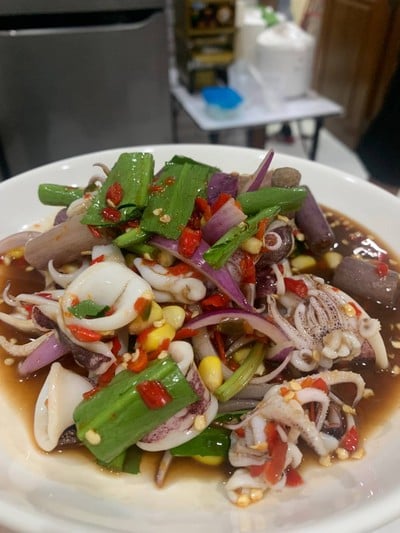 เมนูของร้าน ยำแซ่บ ในเมือง