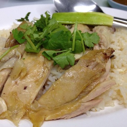 ข้าวมันไก่ สี่แยกชัยพฤกษ์