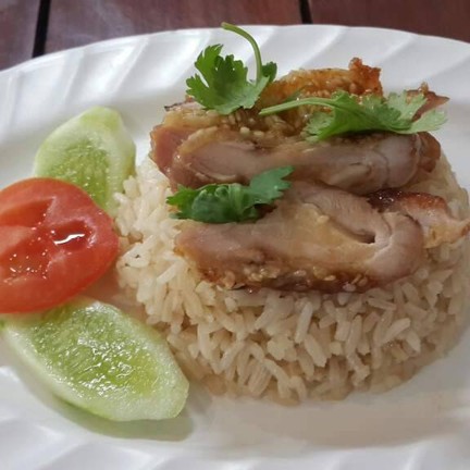 เจ๊เซี้ยมข้าวมันไก่