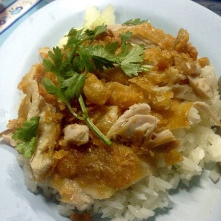 ข้าวมันไก่ทอด