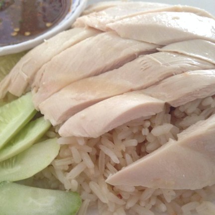 จ่าทักษ์ ข้าวมันไก่