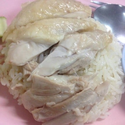 ไก่เนื้อนุม.....น้ำจิ้มแสนแซบ. 