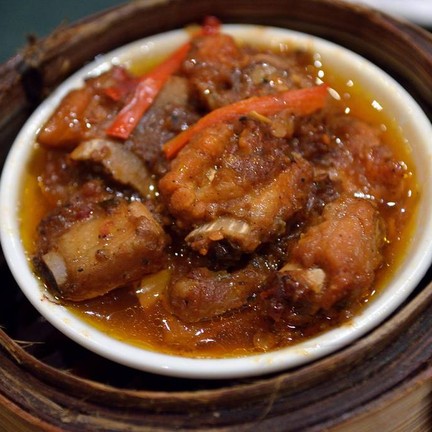 Grand Palace Restaurant ถนนมเหสักข์