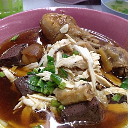 ข้าวมันไก่ สี่แยกชัยพฤกษ์