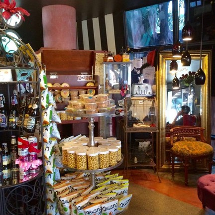 Le Sable Coffee & Construction