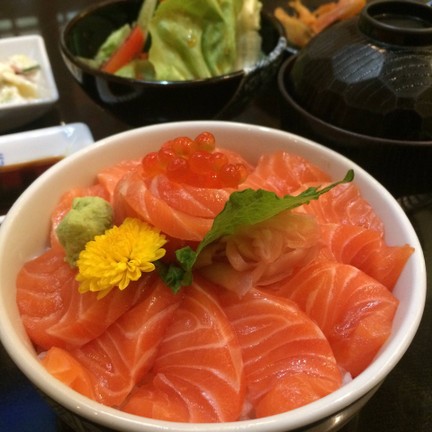 Nobu Japanese Restaurant เค วิลเลจ