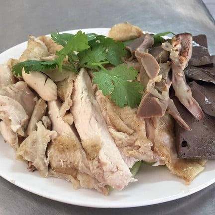 ข้าวมันไก่ขิงสด เฮียดุลย์