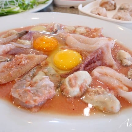 เรือนหยก สุขสวัสดิ์ 30 สุกี้โบราณ
