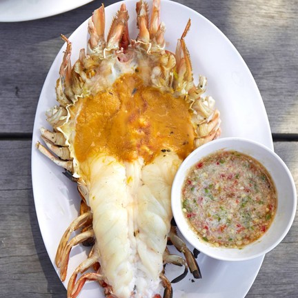 ต้นน้ำ ริเว่อร์วิว