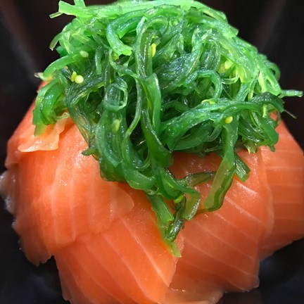 อรทัย ซูชิวังหลัง สาขา 1 ร้านอยู่ในซอยอรุณอมรินทร์ 22เข้าซอยมาประมาณ 200 เมตร