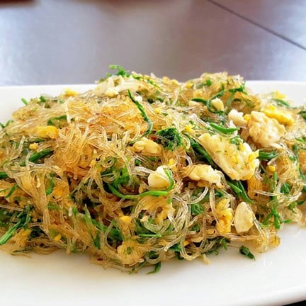 ปราย ระย้า Local Phuket Cuisine , Sukhumvit 8 ( 350 M. form BTS NaNa )