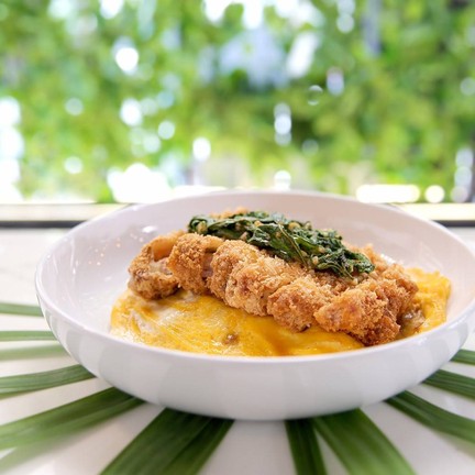 FABLAB Café & Dining เอกมัย