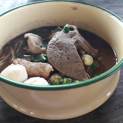 ก๋วยเตี๋ยวปิ่นโตห้อยขา ริมน้ำ วัดต้นเชือก บางใหญ่