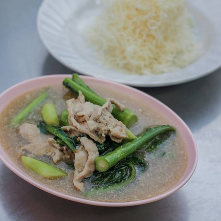 มะยอดผัก ราดหน้า ราชวัตร